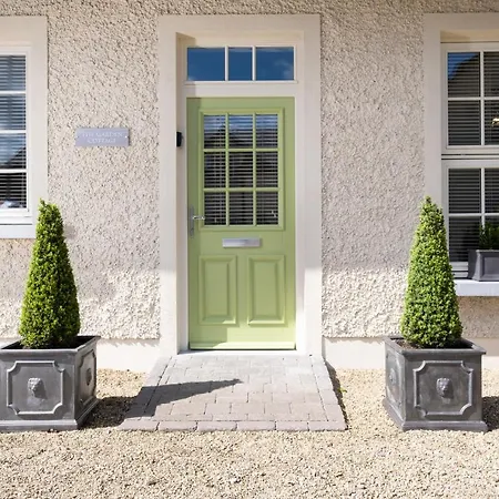 The Garden Of Warren Boutique Holiday home *